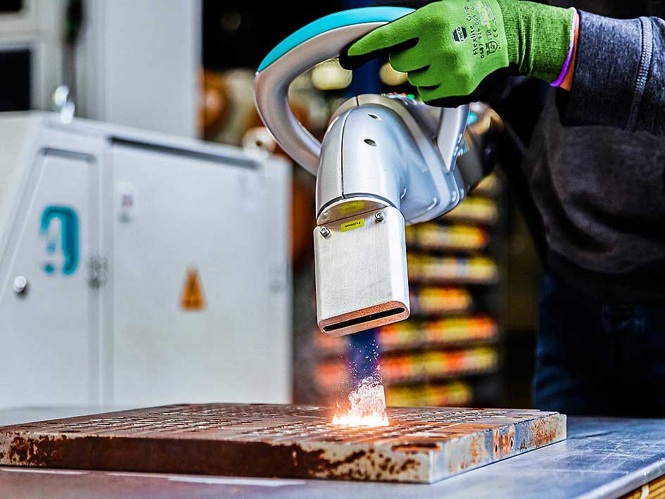 Лазерная чистка металла